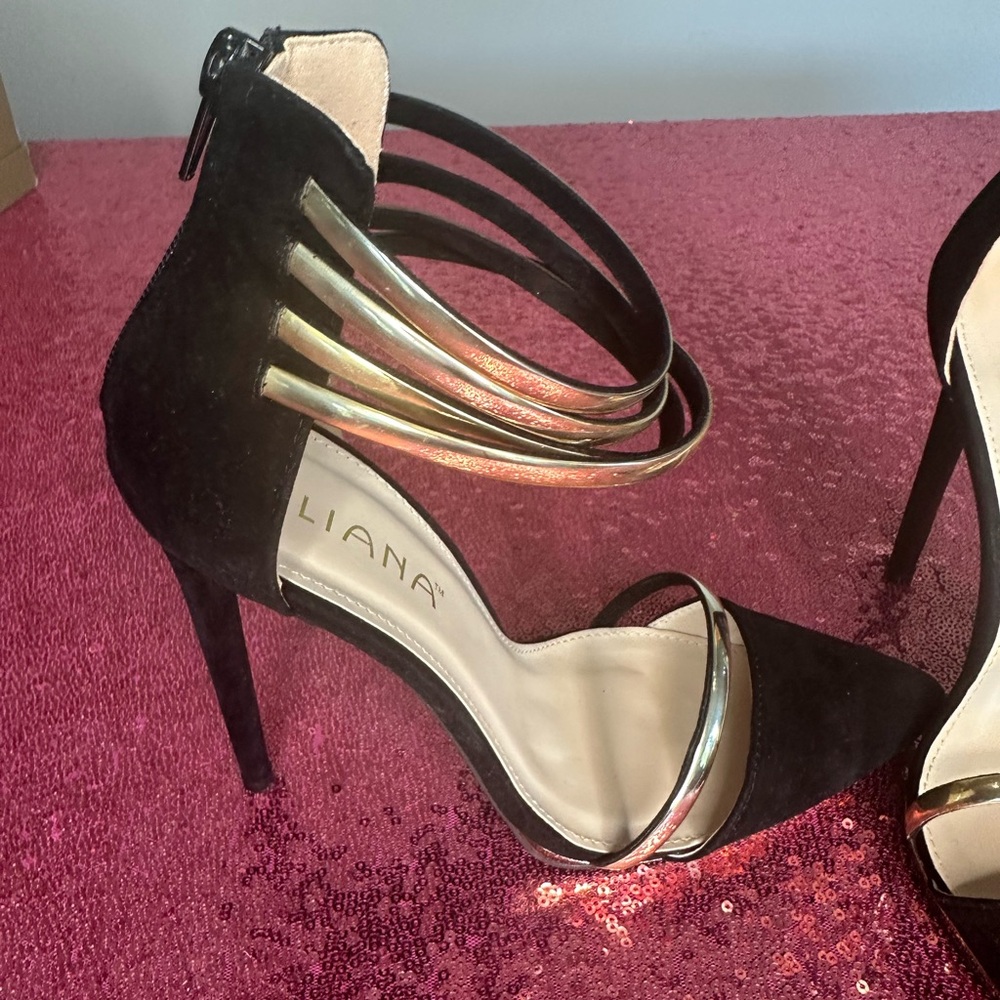 AKIRA Black and Gold Stiletto Heels